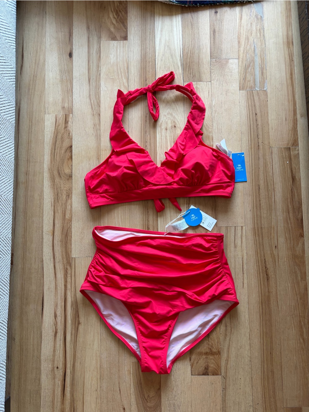 NWT Cupshe Women’s Red Two-Piece Swim Set XL